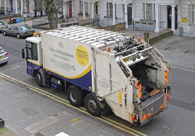 truck with rubbish